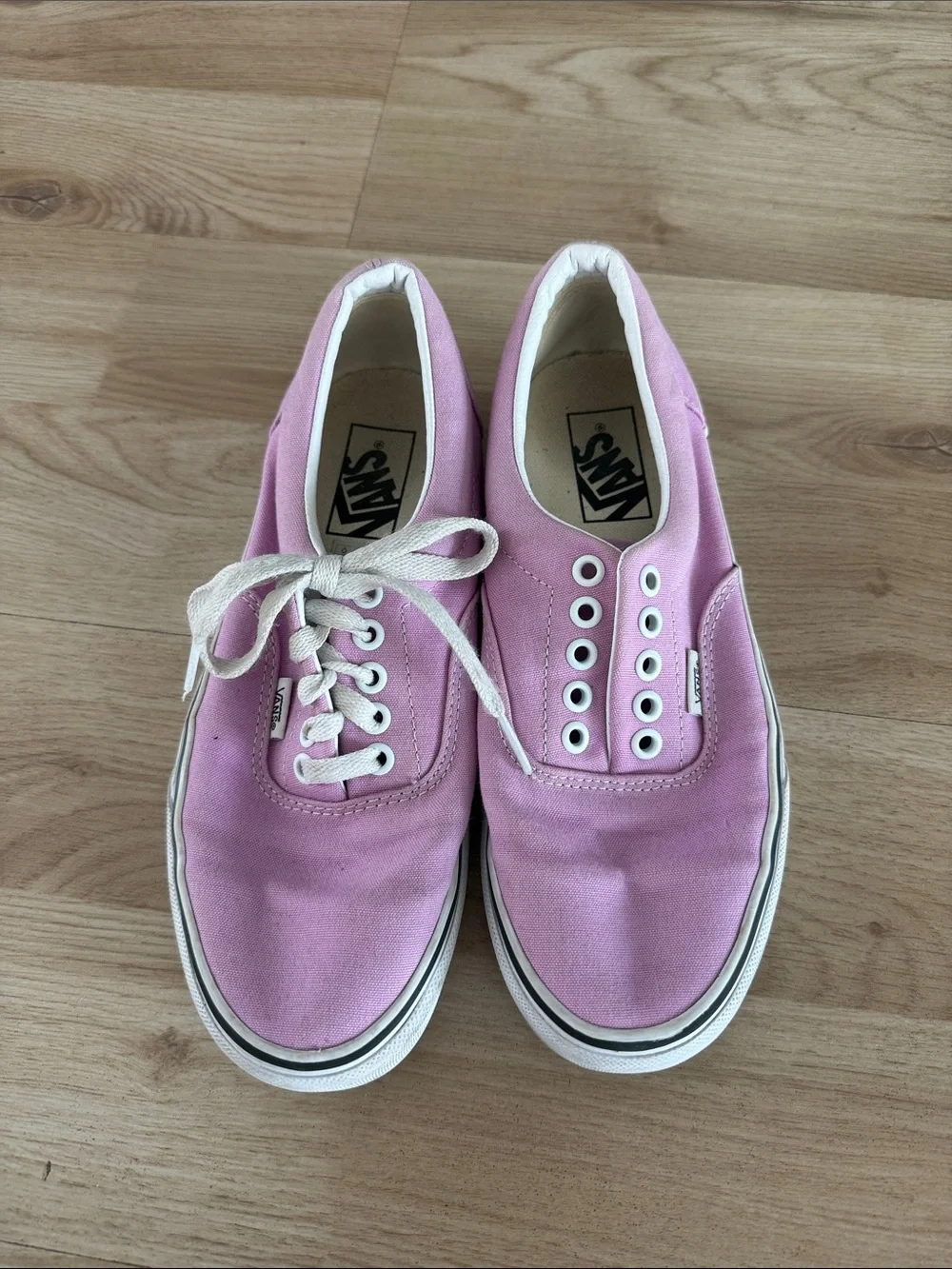 Vans Classic Low-Top Sneakers in Light Pink